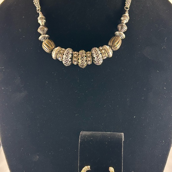 Premier Jewelry Necklace and earrings. - Picture 2 of 2